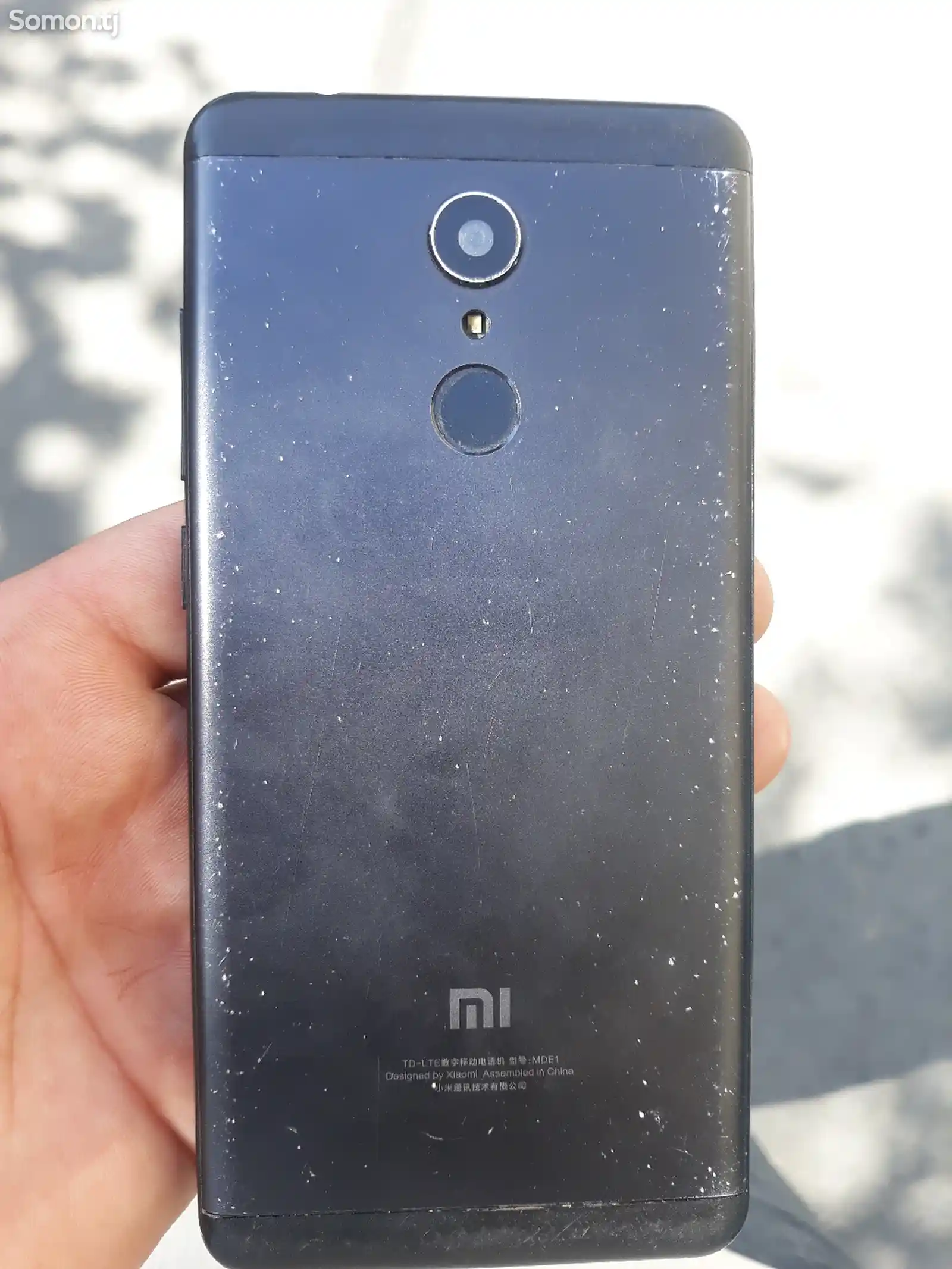 Телефон Xiaomi-2