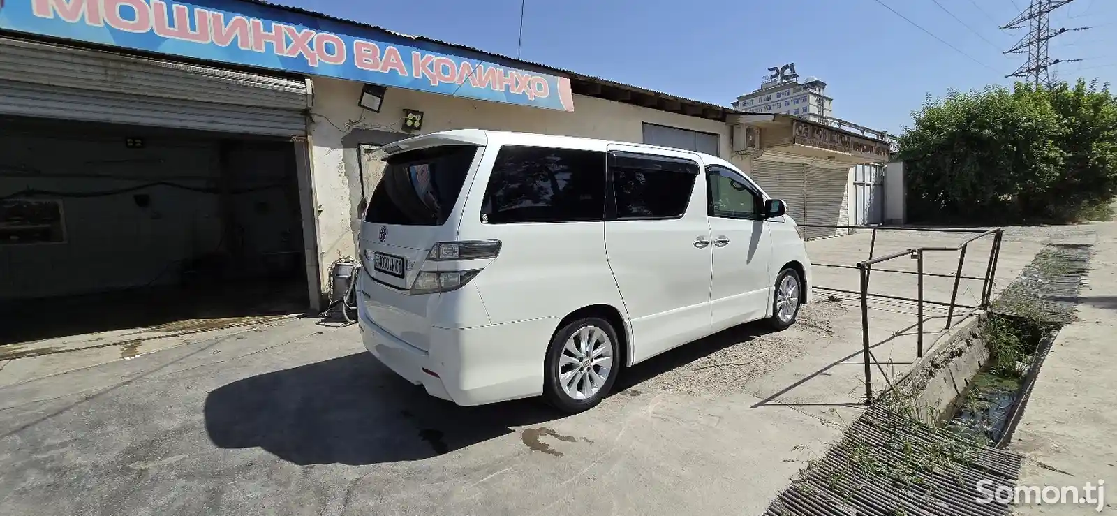 Toyota Vellfire, 2014-9