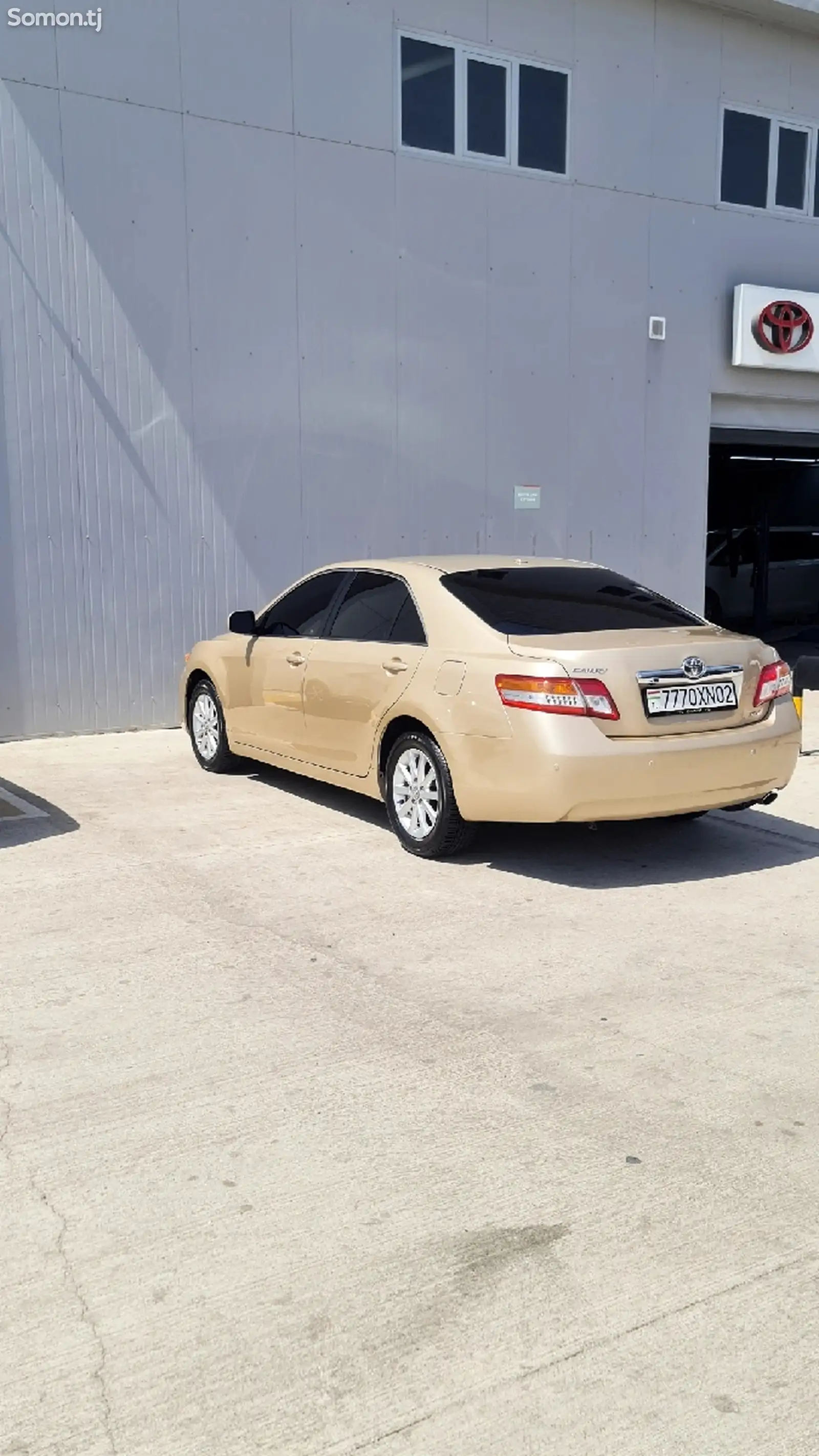 Toyota Camry, 2011