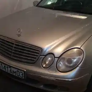 Mercedes-Benz E class, 2004