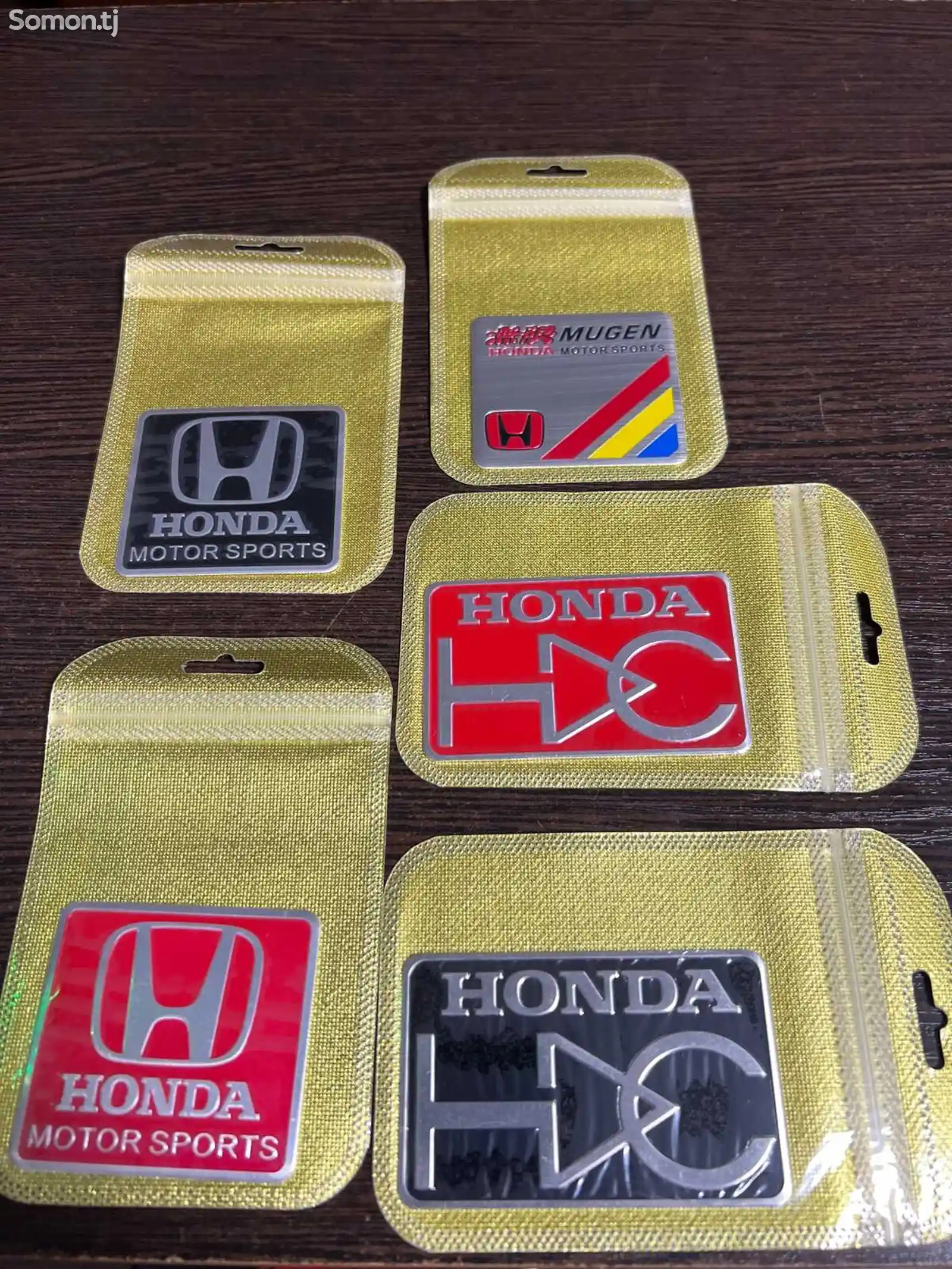 Знак Honda