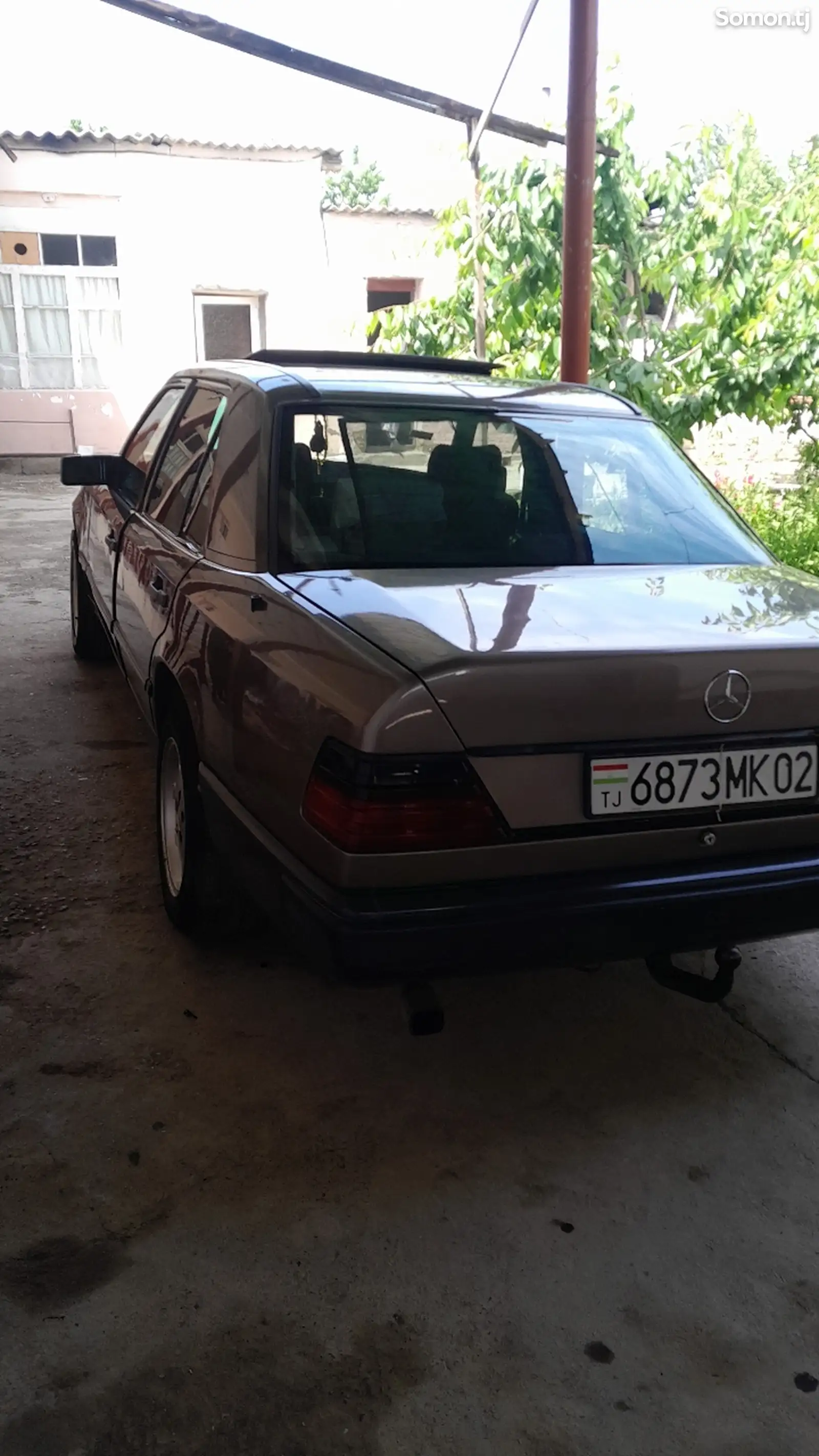 Mercedes-Benz W124, 1989-3