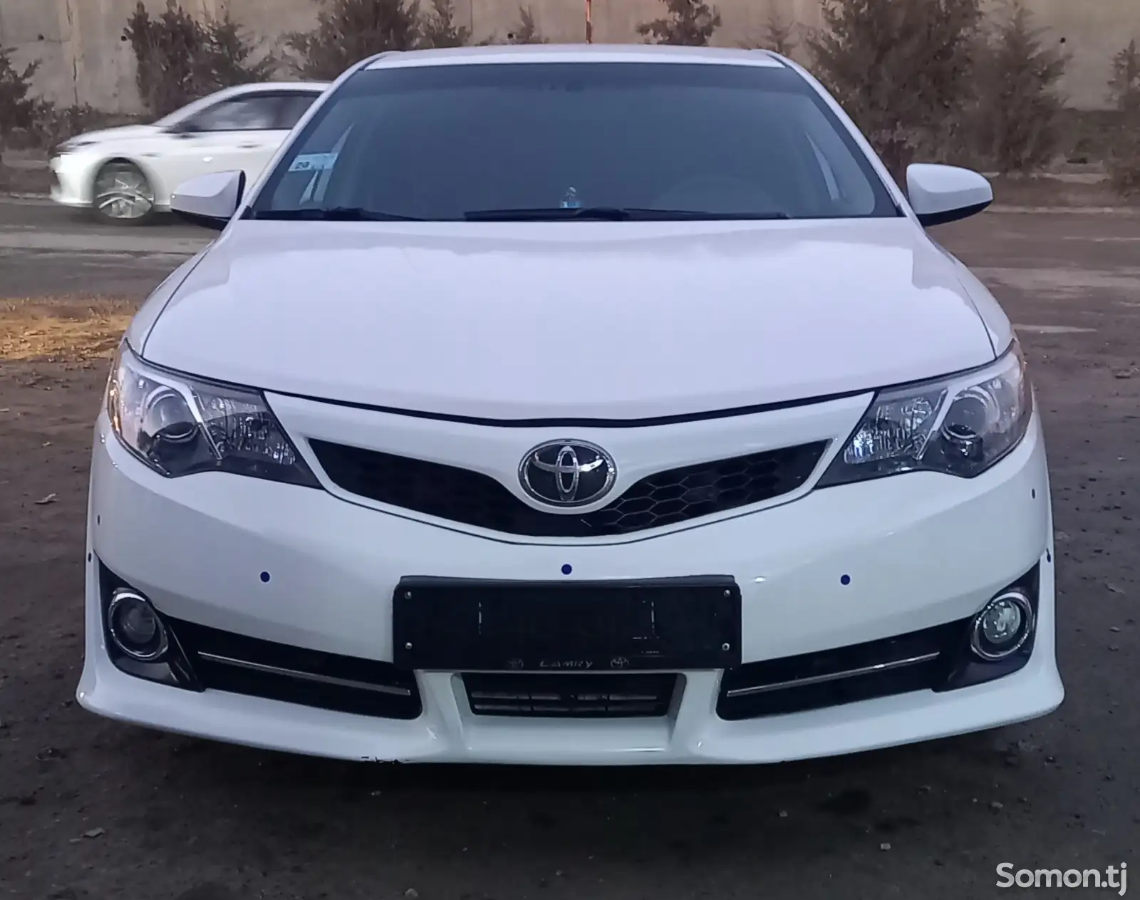 Toyota Camry, 2013-1