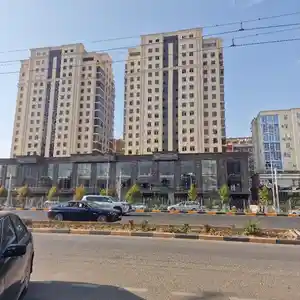 2-комн. квартира, 11 этаж, 60 м², 92 мкр