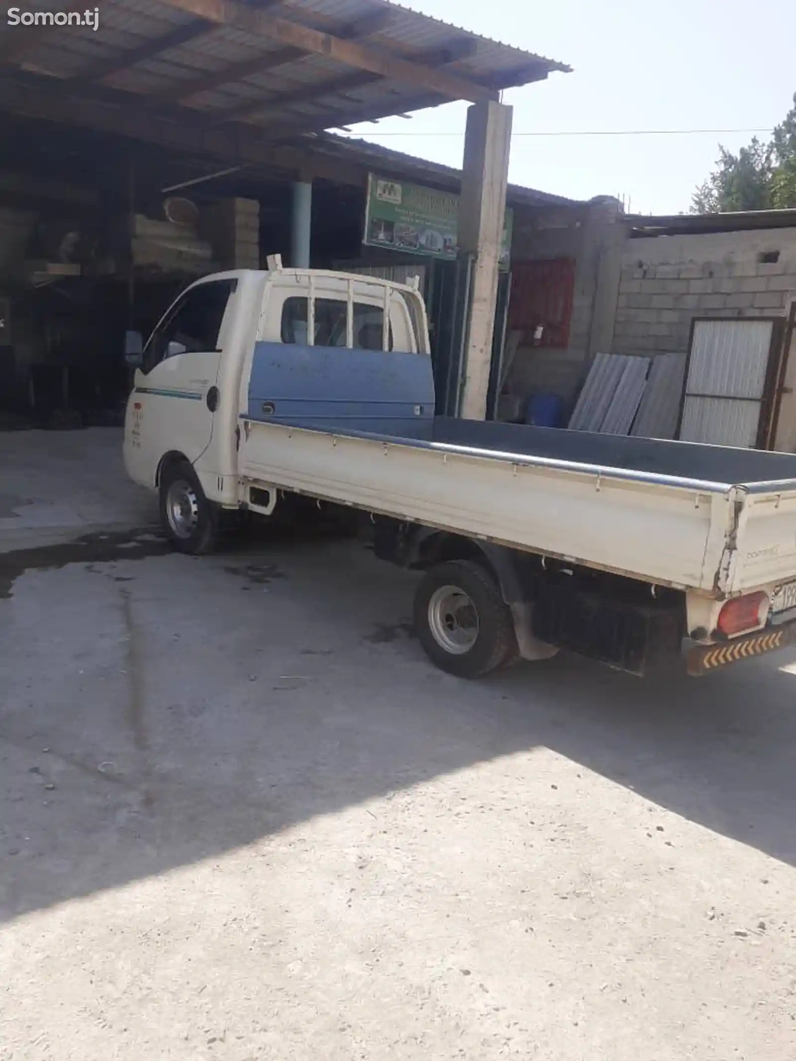 Бортовой автомобиль Hyundai Porter 2, 2008-4