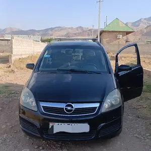 Opel Zafira, 2008