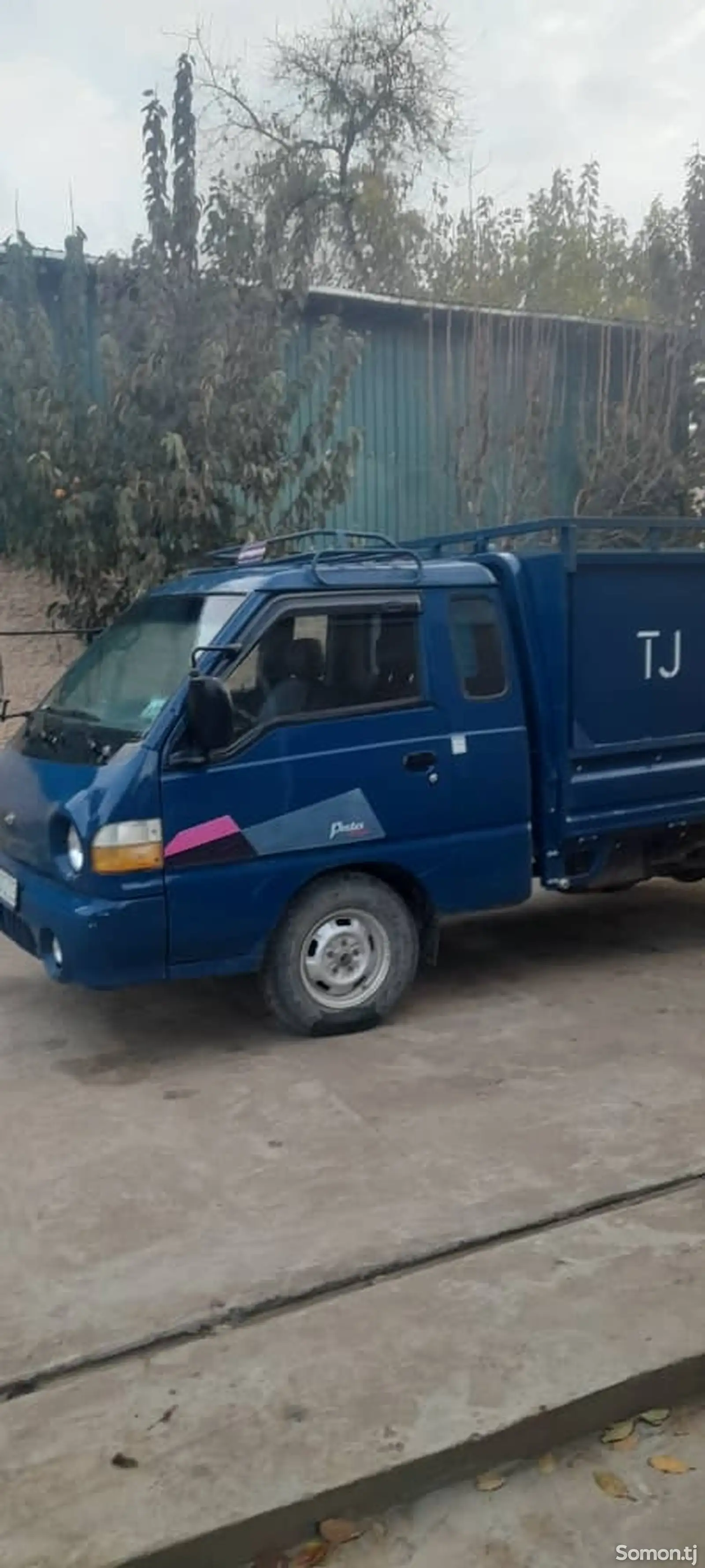 Бортовой автомобиль Hyundai Porter, 2002-1