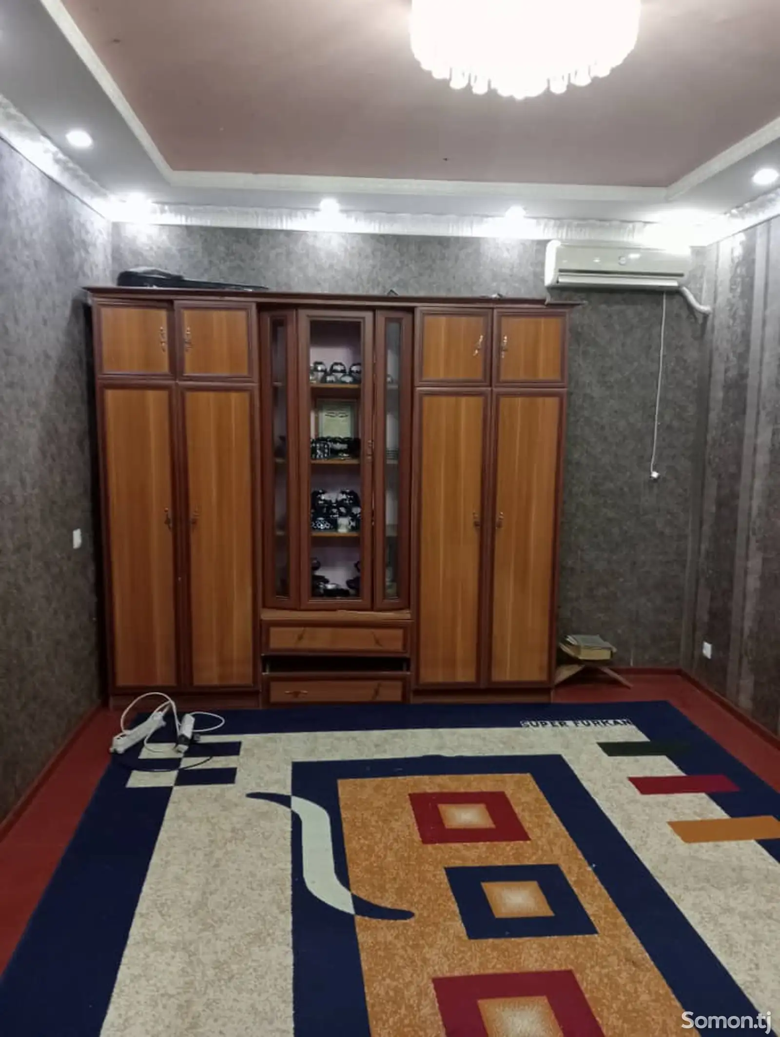 2-комн. квартира, 3 этаж, 100м², кучаи Кайхонавардон-2