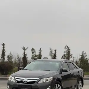 Toyota Camry, 2014