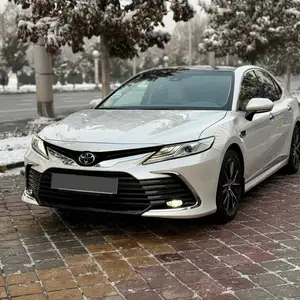 Toyota Camry, 2023