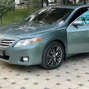 Toyota Camry, 2009