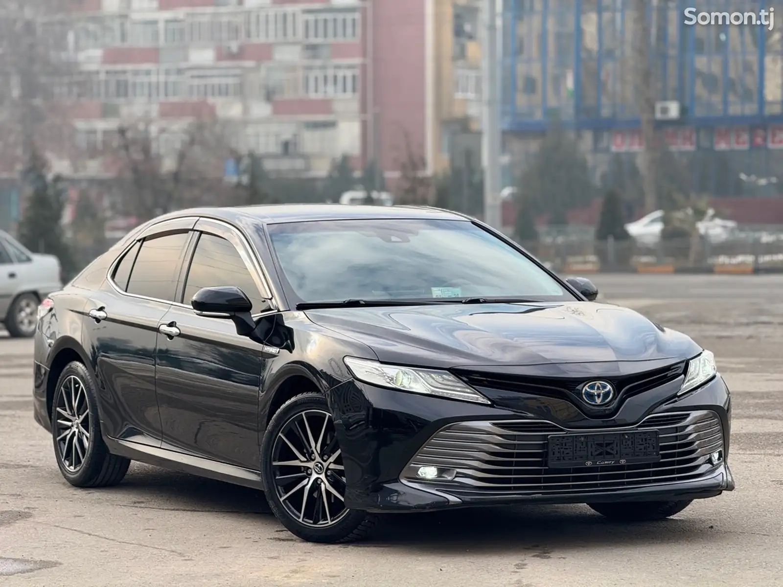 Toyota Camry, 2018-1