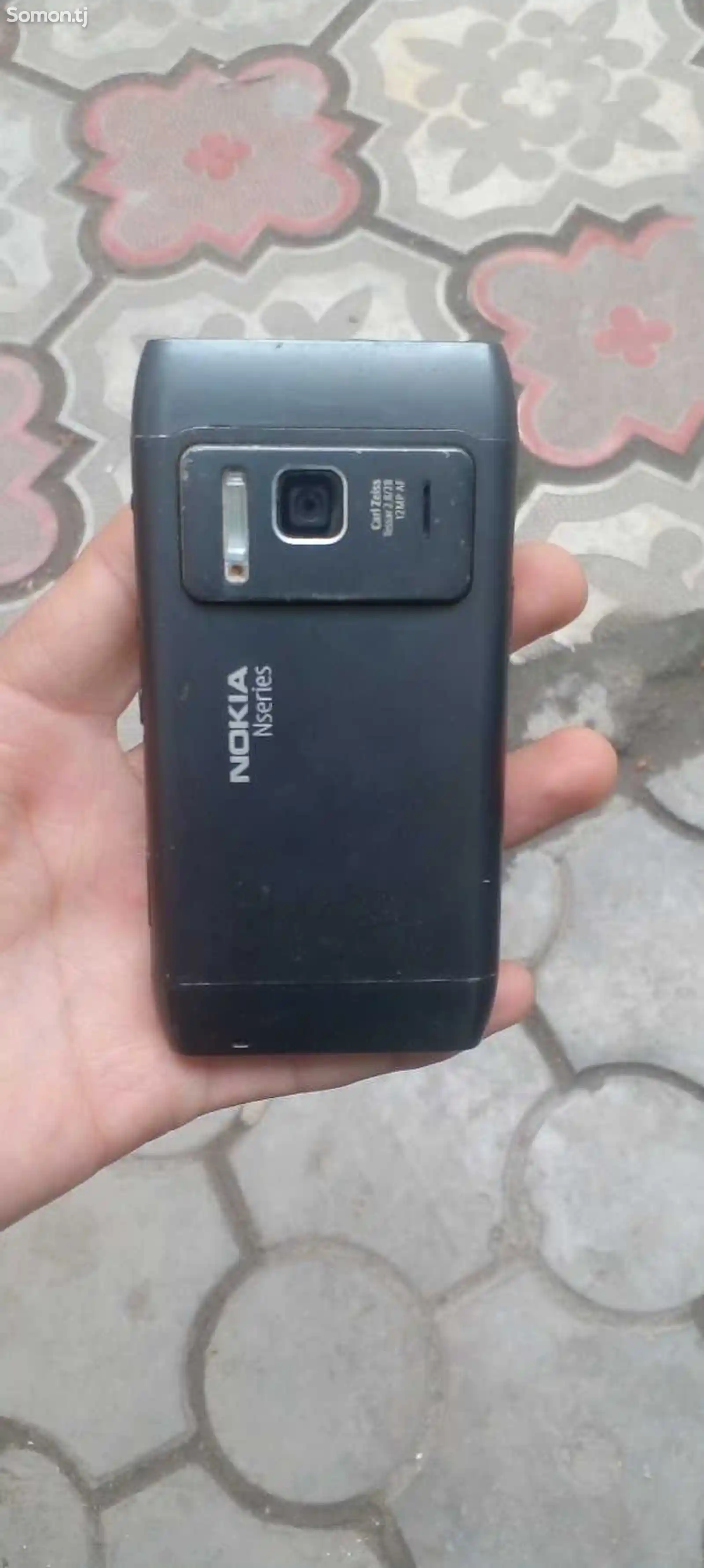 Nokia N8-2