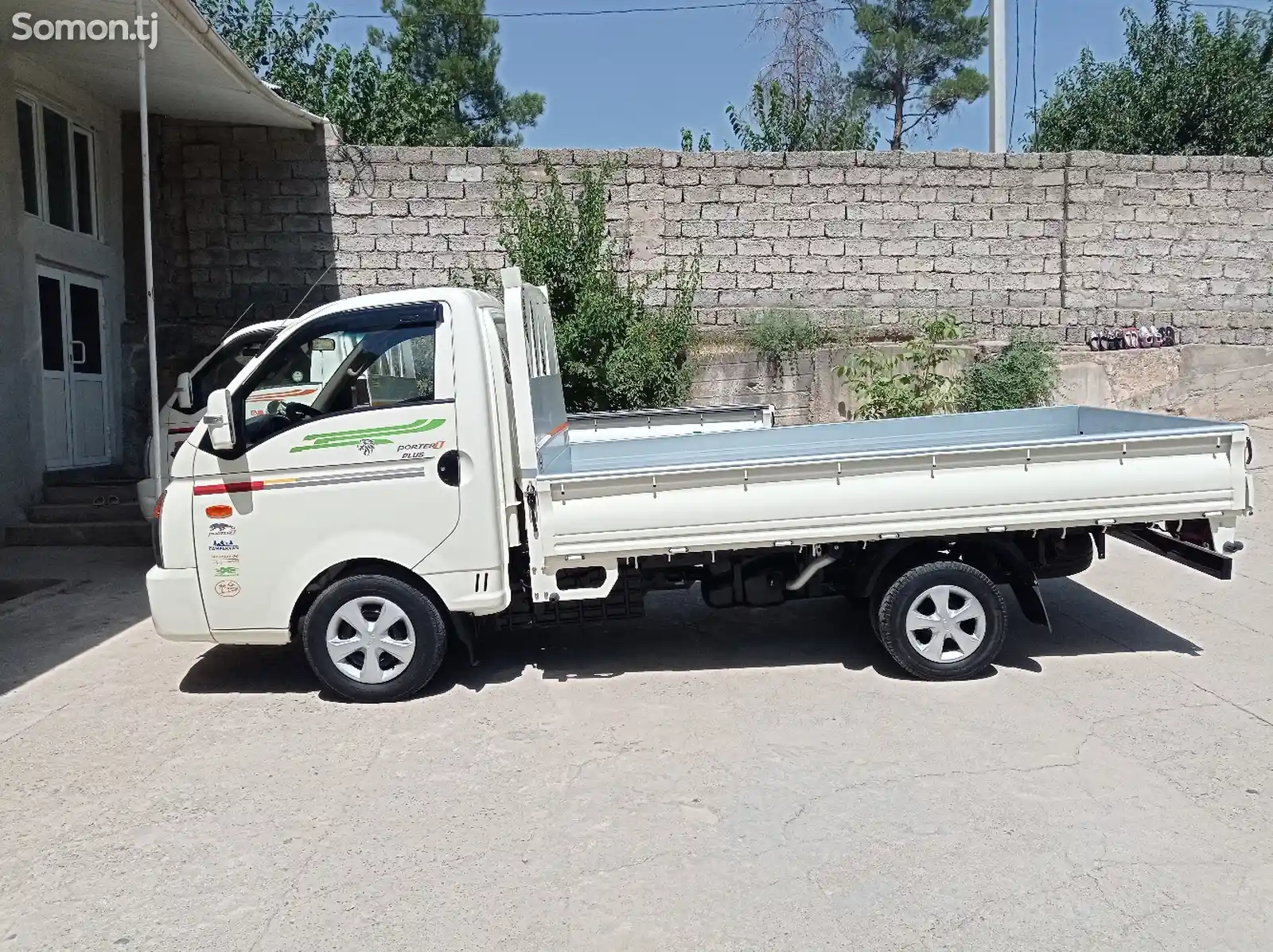 Бортовой автомобиль Hyundai porter 2 2016-5