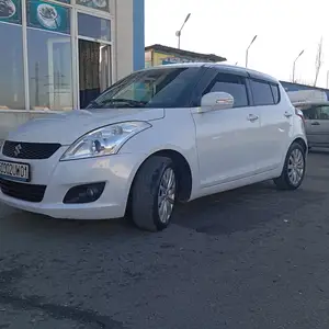 Suzuki Swift, 2011