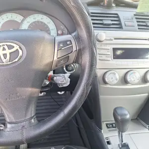 Toyota Camry, 2011