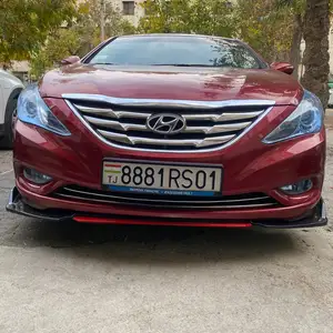 Hyundai Sonata, 2011