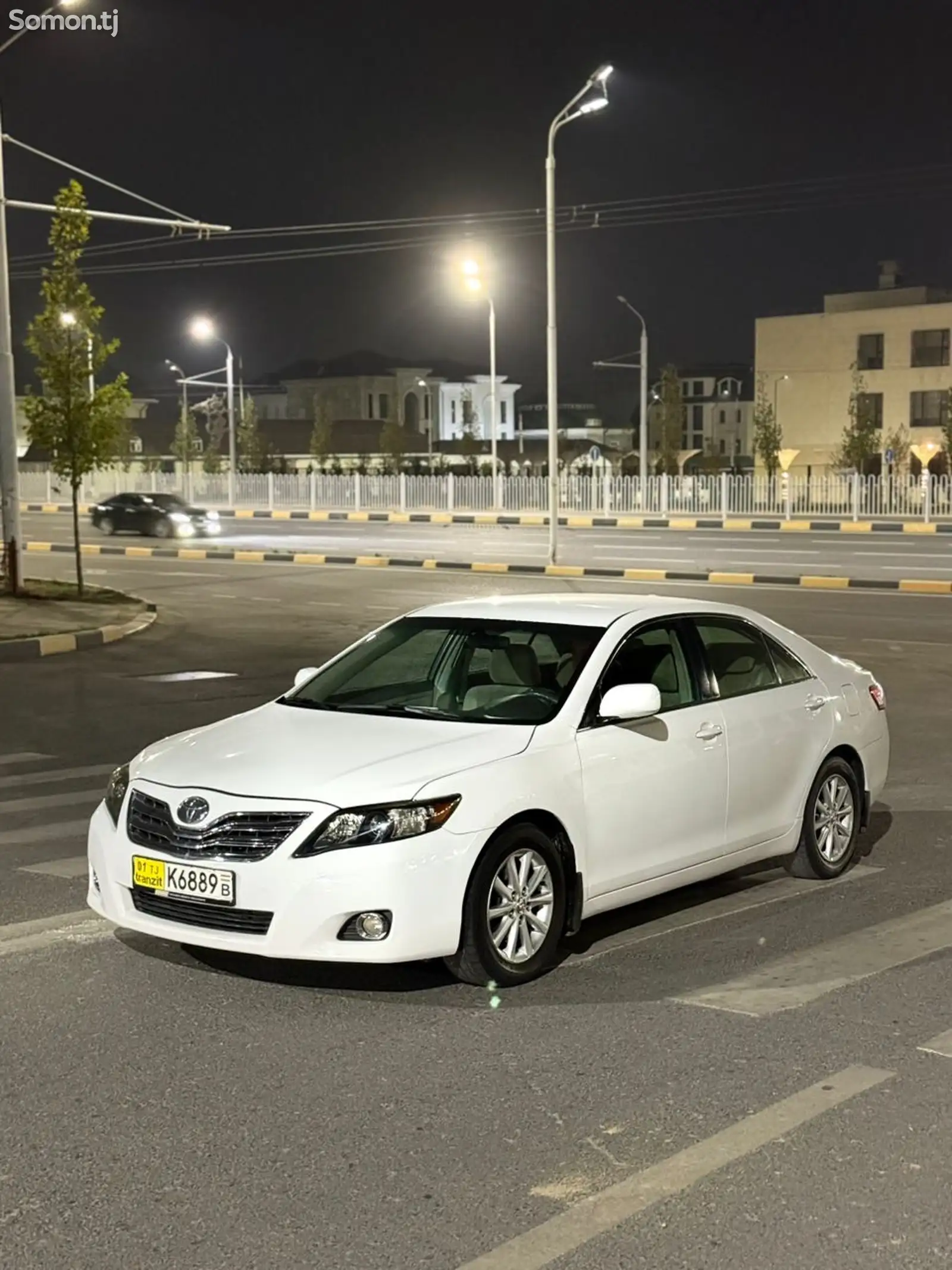 Toyota Camry, 2011-1