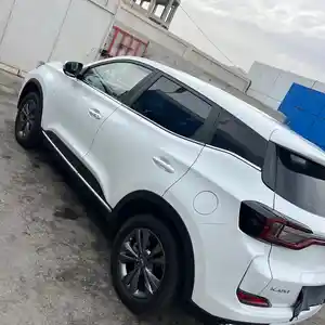 BYD E2, 2023