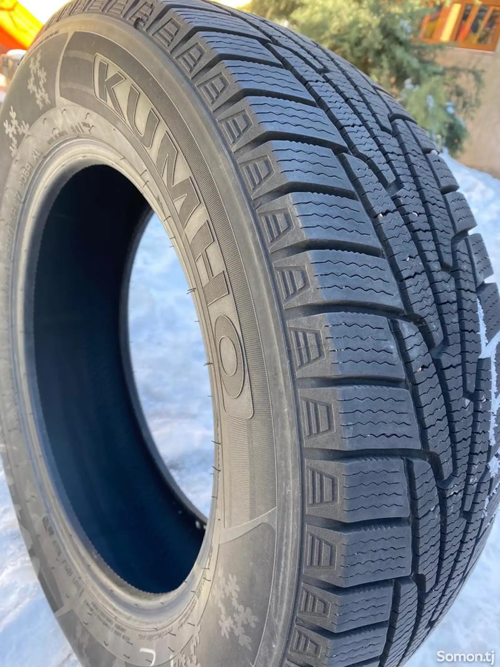 Покрышки зимние Kumho R17-1