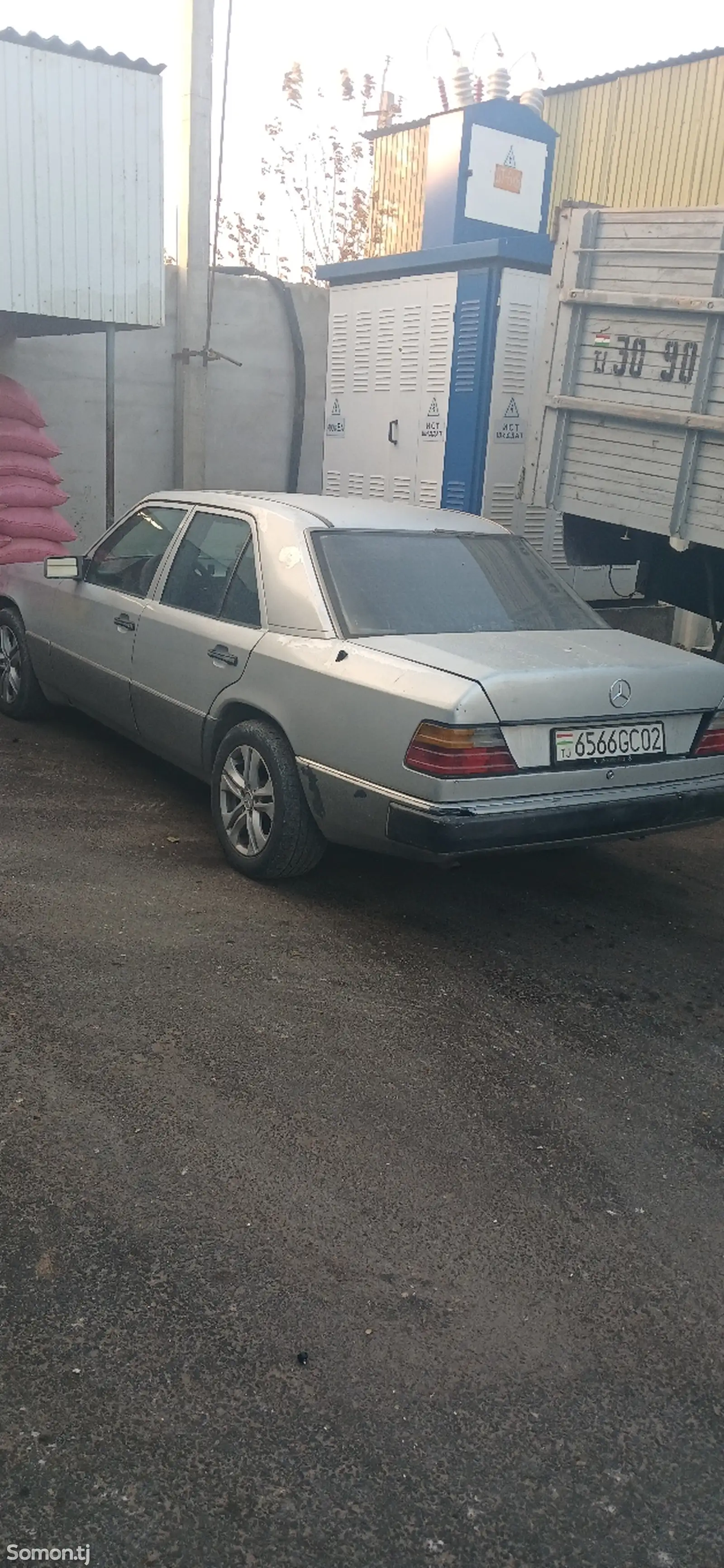 Mercedes-Benz W124, 1992-1