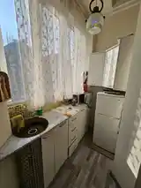 1-комн. квартира, 4 этаж, 40 м², универмаг-5