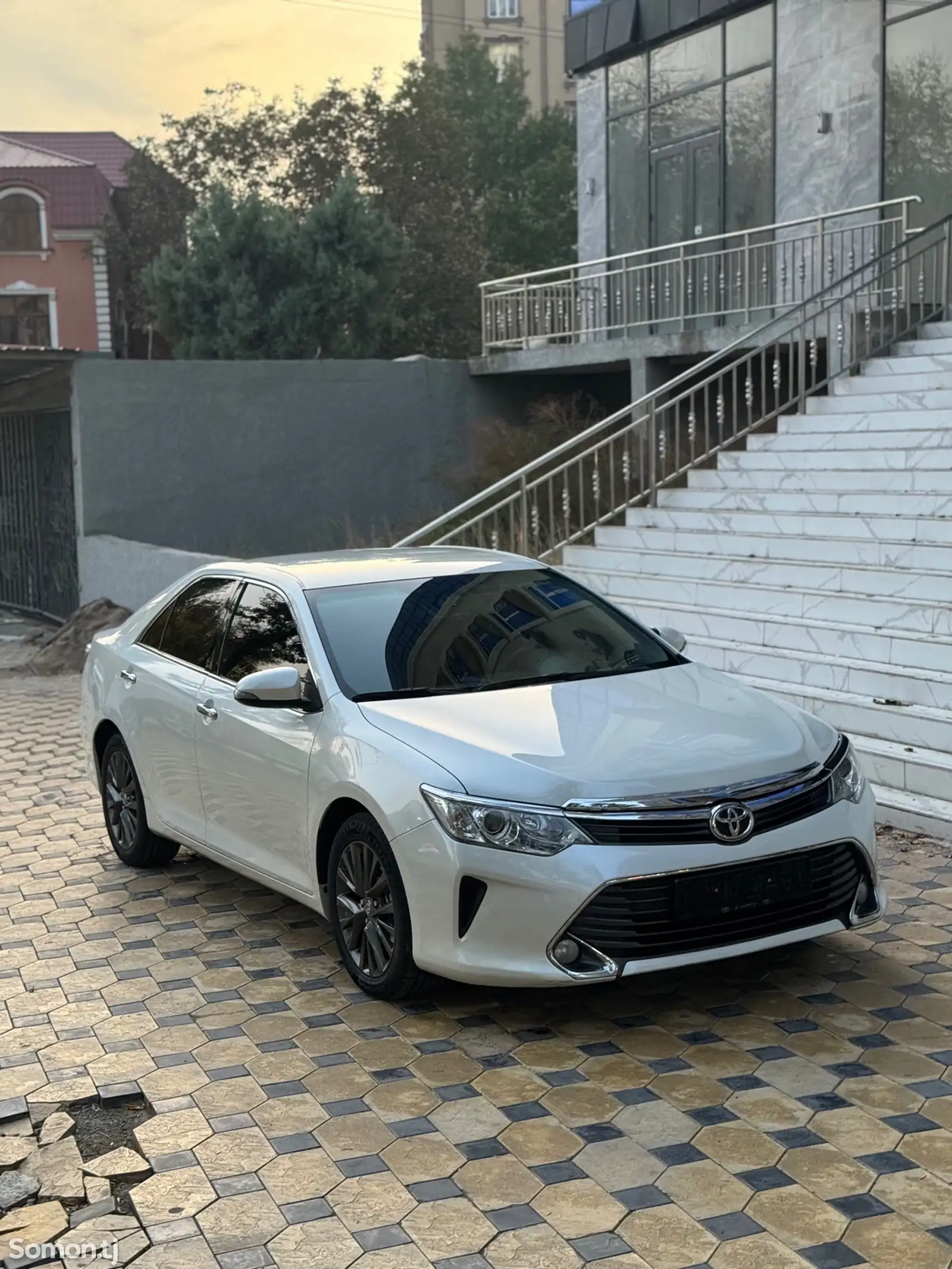 Toyota Camry, 2015-1