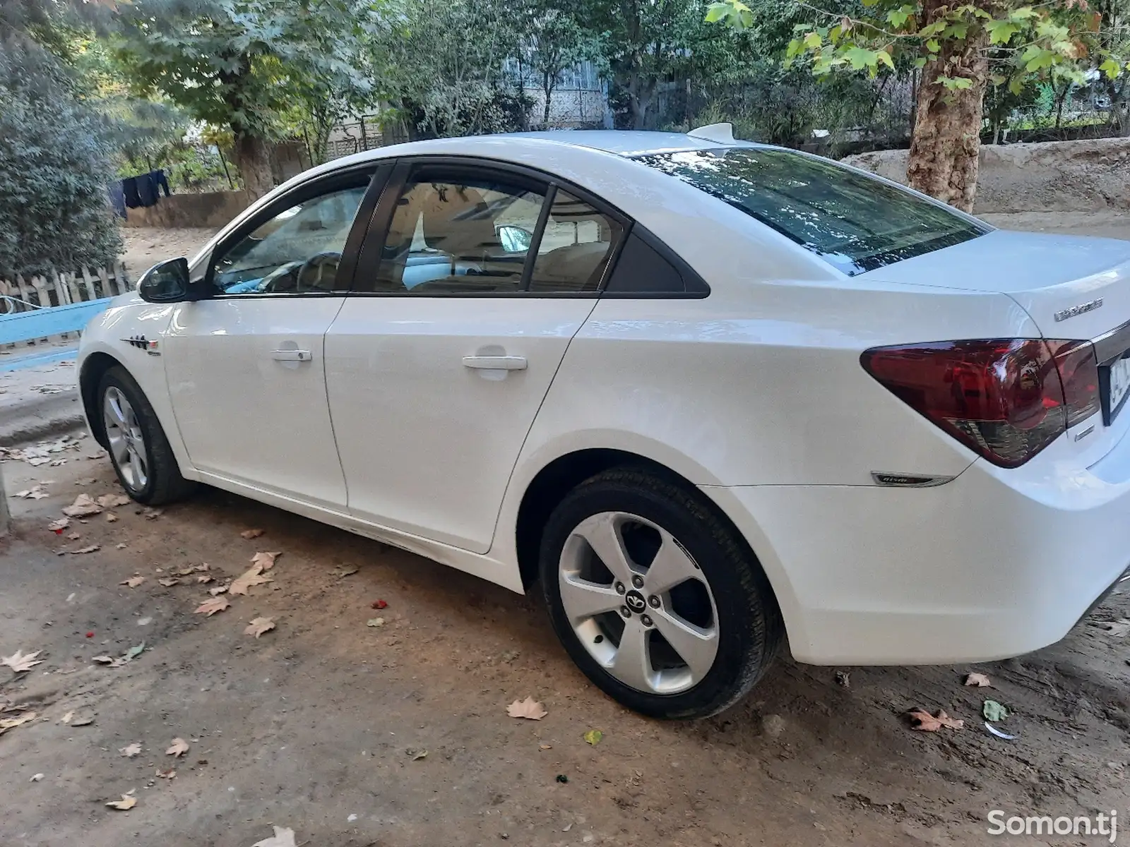 Chevrolet Cruze, 2009-11