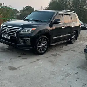 Lexus LX series, 2013