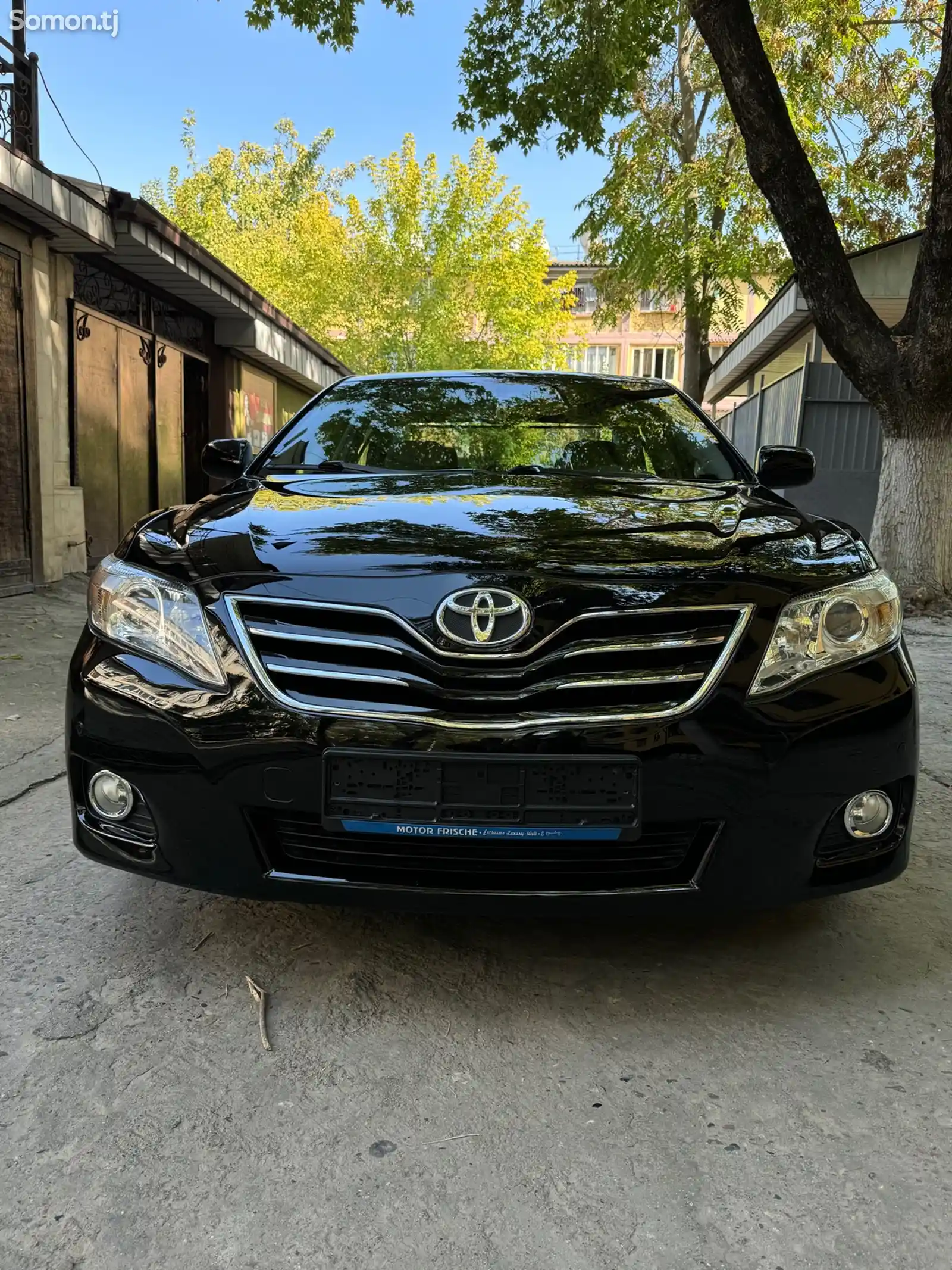 Toyota Camry, 2010-1