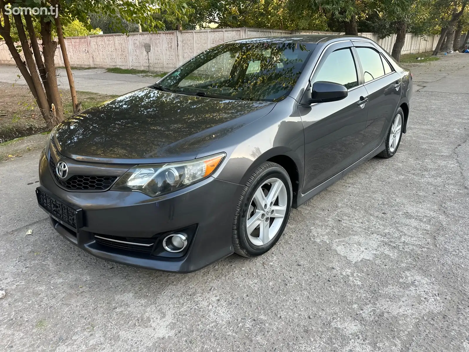 Toyota Camry, 2013-1