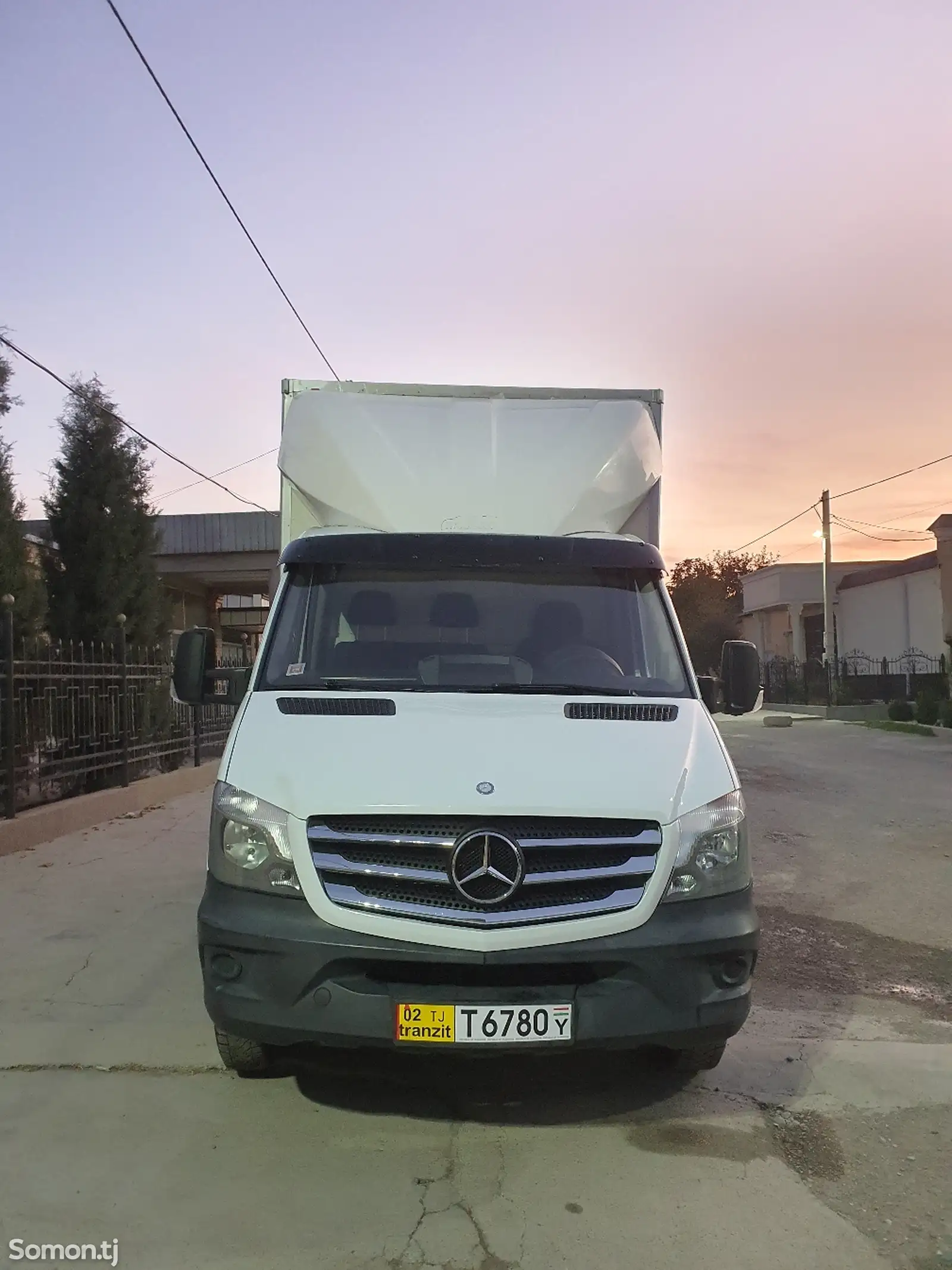 Грузовой Mercedes-benz sprinter 2014-3