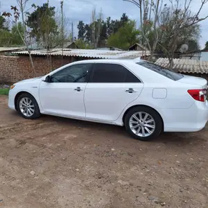 Toyota Camry, 2012