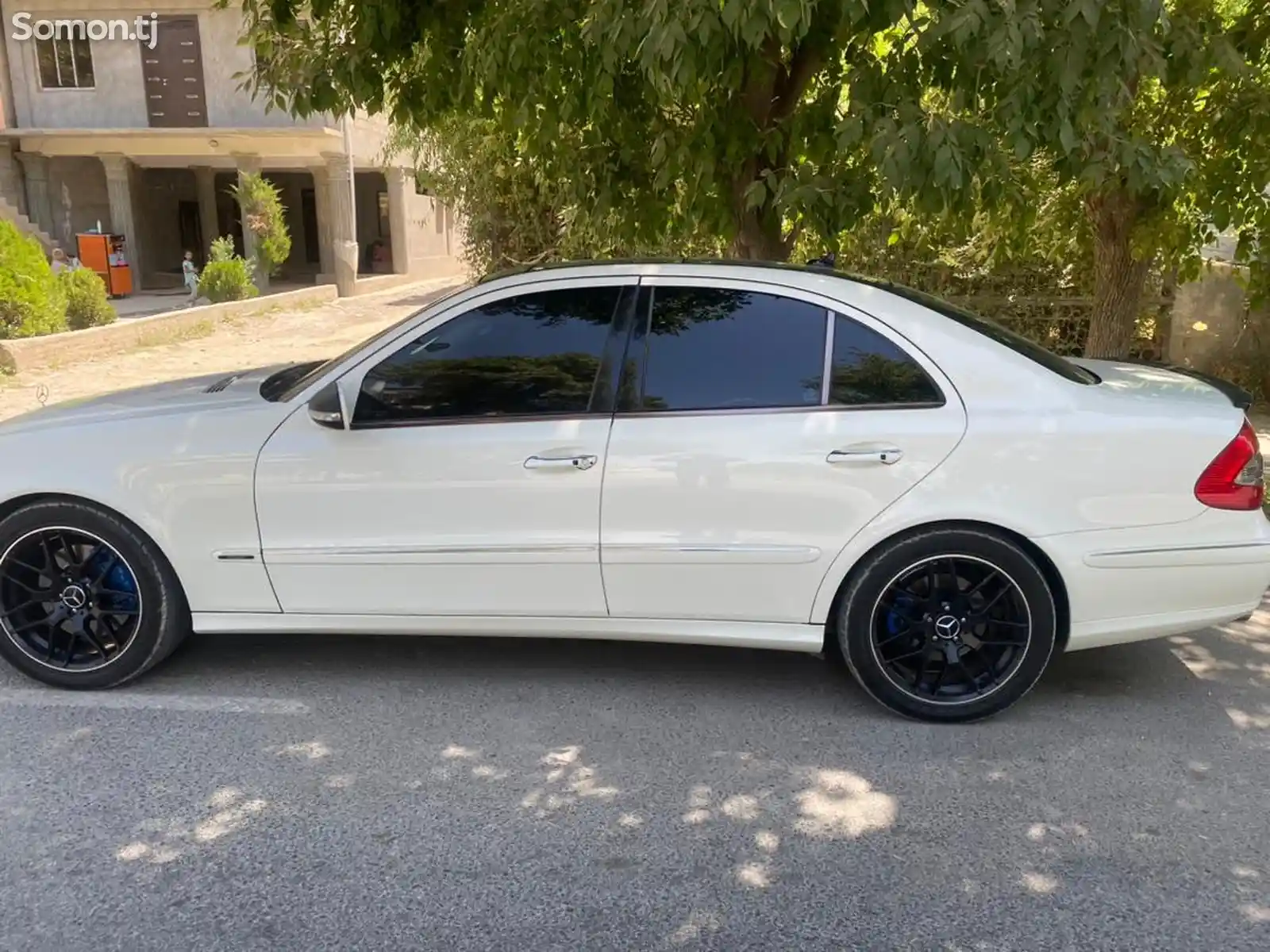 Mercedes-Benz E class, 2009-3