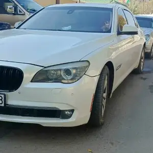 BMW 7 series, 2013