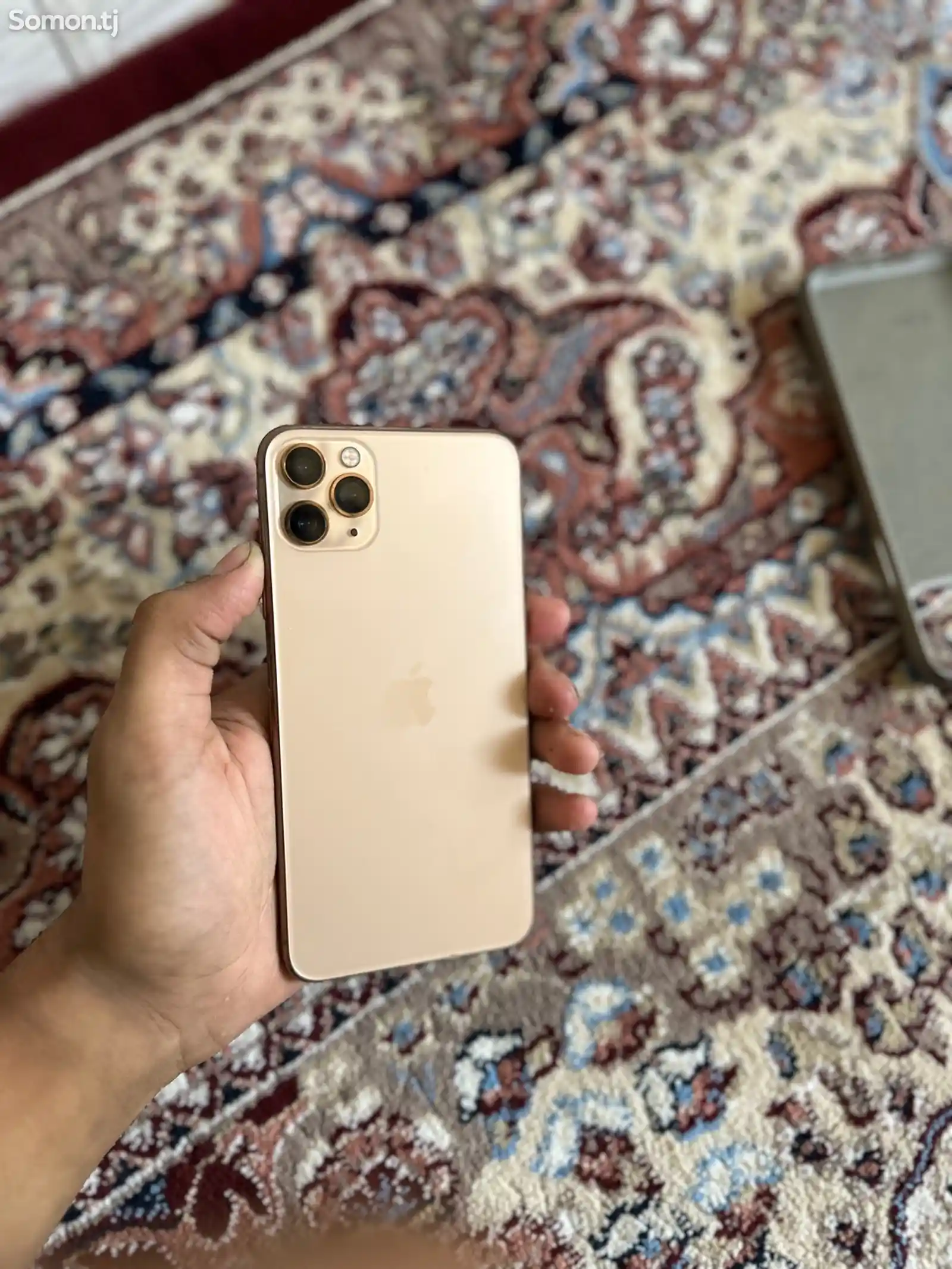 Apple iPhone 11 Pro Max, 256 gb, Gold-1