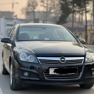 Opel Astra H, 2009