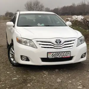 Toyota Camry, 2011