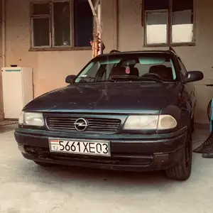 Opel Astra F, 1995