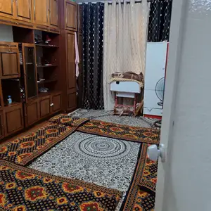 3-комн. квартира, 2 этаж, 54 м², Сино