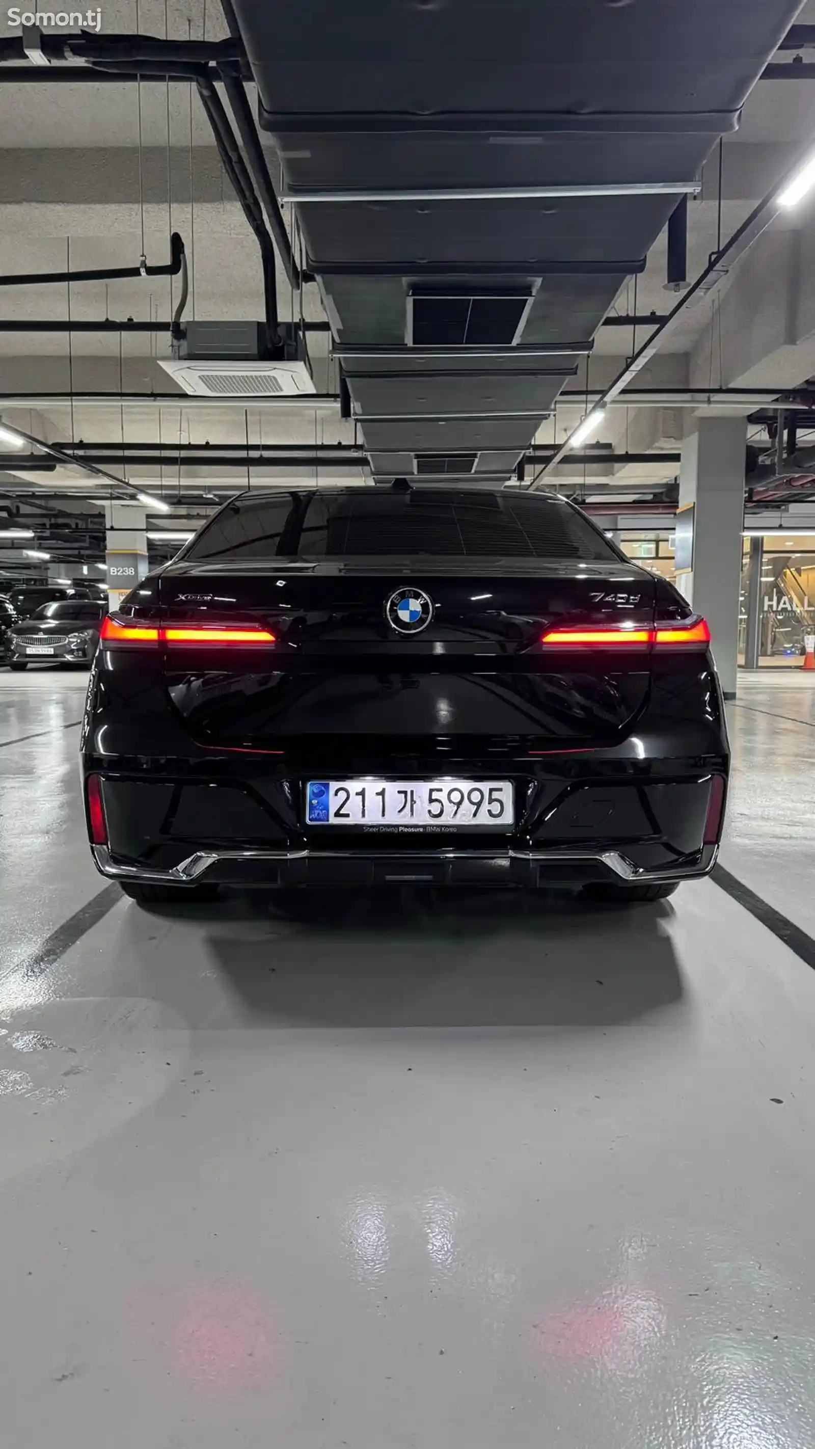 BMW 7 series, 2023-9
