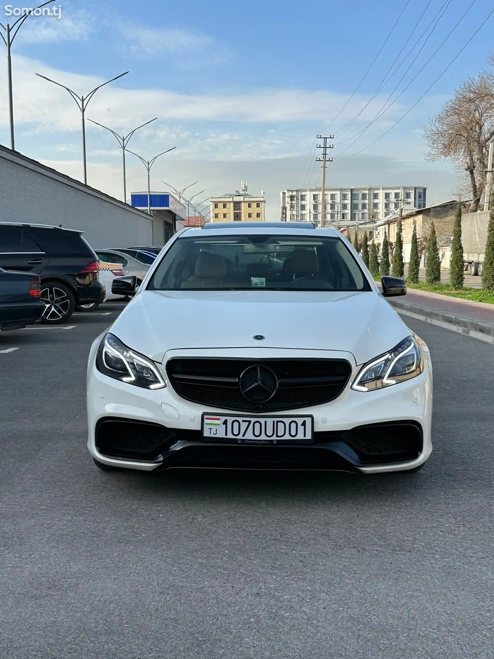 Mercedes-Benz E class, 2010-8