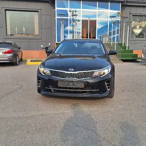 Kia K5, 2015