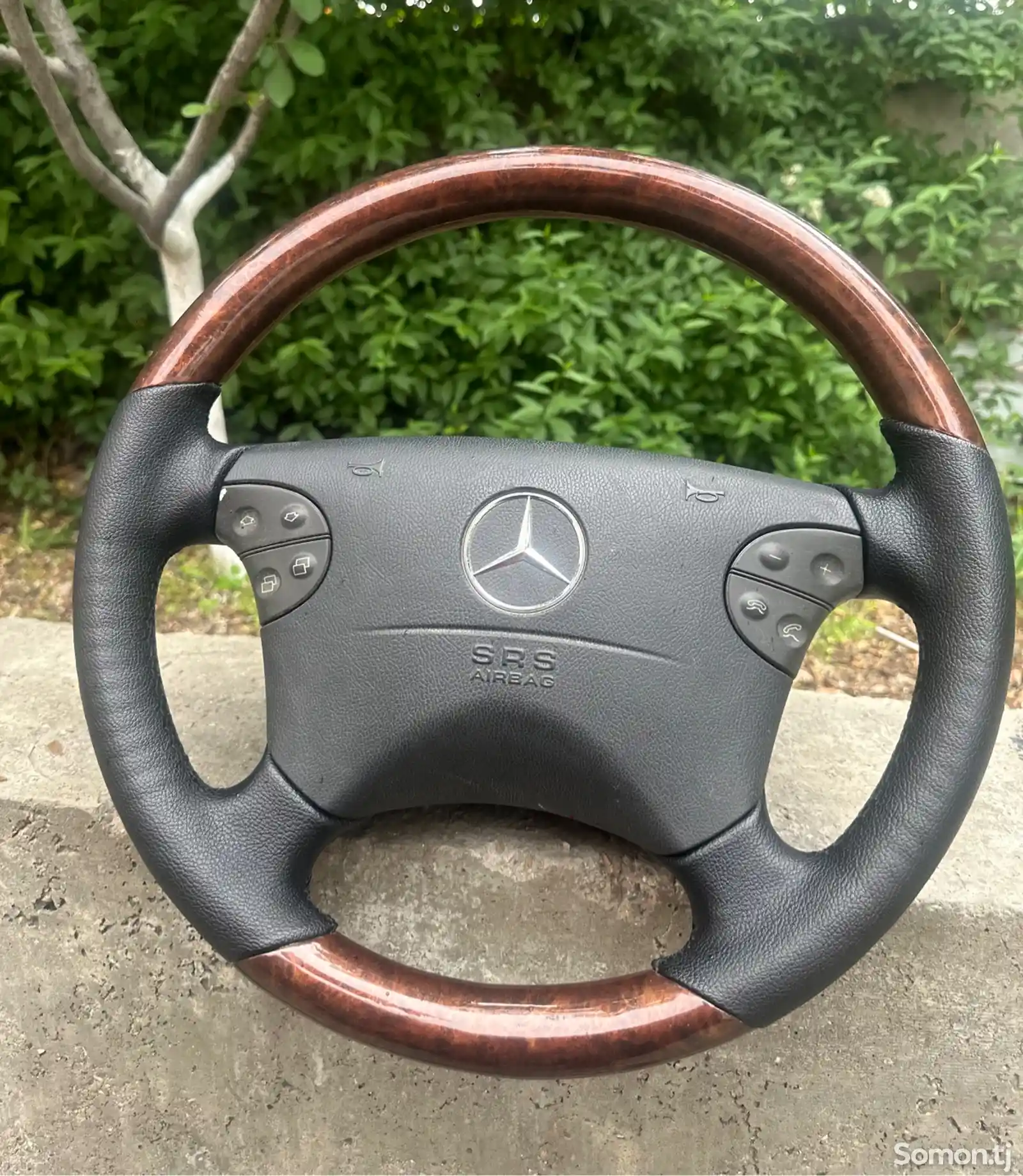 Руль мебельный на Mercedes Benz-2