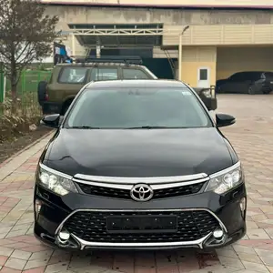 Toyota Camry, 2017