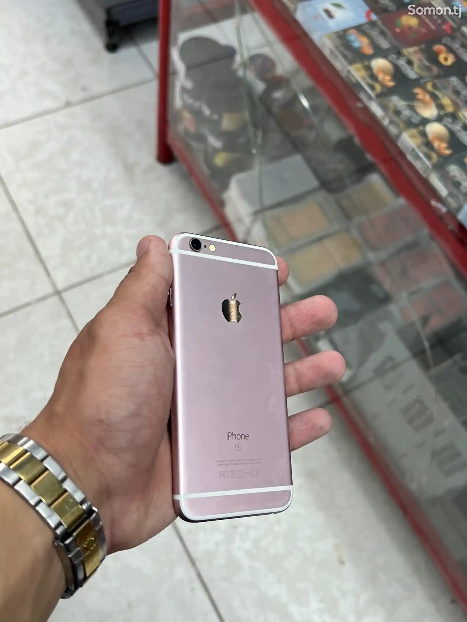 Apple IPhone  6S-2