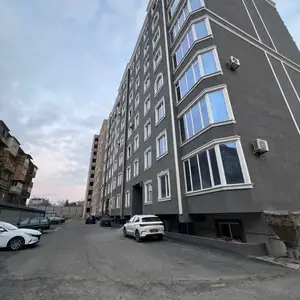 1-комн. квартира, Цокольный этаж, 40 м², 33 мкр кафои яхмоси 33