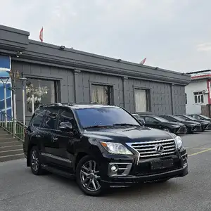 Lexus LX series, 2013