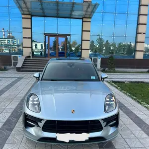 Porsche Macan, 2022