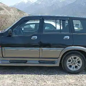 Ssang Yong Musso, 2002